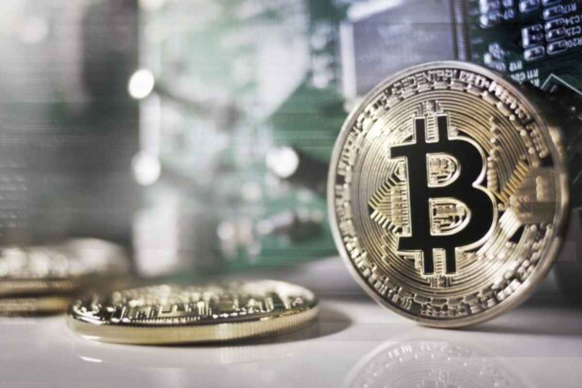 Bitcoin Price Analysis Here's Why BTC Could Spike Above K(1) - Tokenhell
