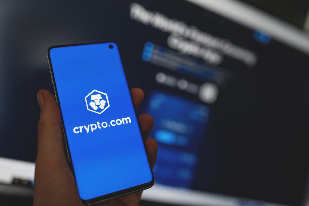 Swansea,,Uk,-,March,21,,2021:,Smartphone,With,Crypto.com,App - Tokenhell