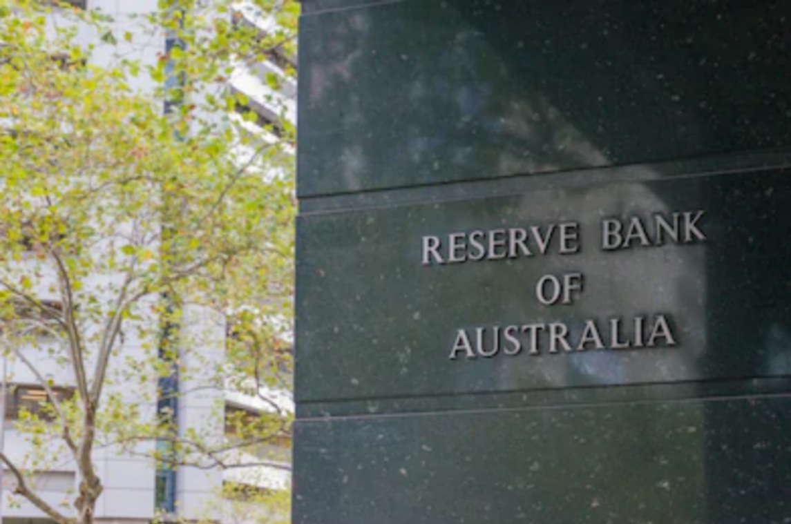 PicsArt_11-02-12.54.50 - Tokenhell Bank of Australia