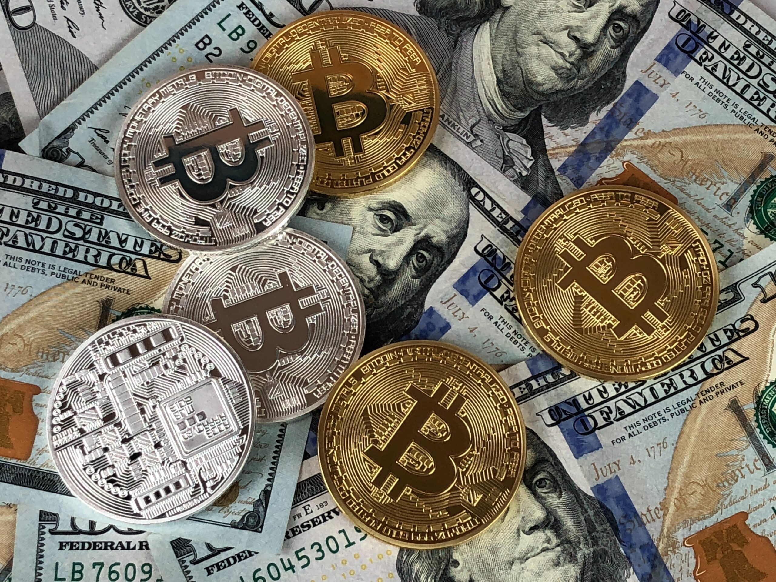 Famous TV Show Star Maisie Williams Too Want To Buy A Few Bitcoins - Tokenhell Famous TV Show Star Maisie Williams Too Want To Buy A Few Bitcoins
