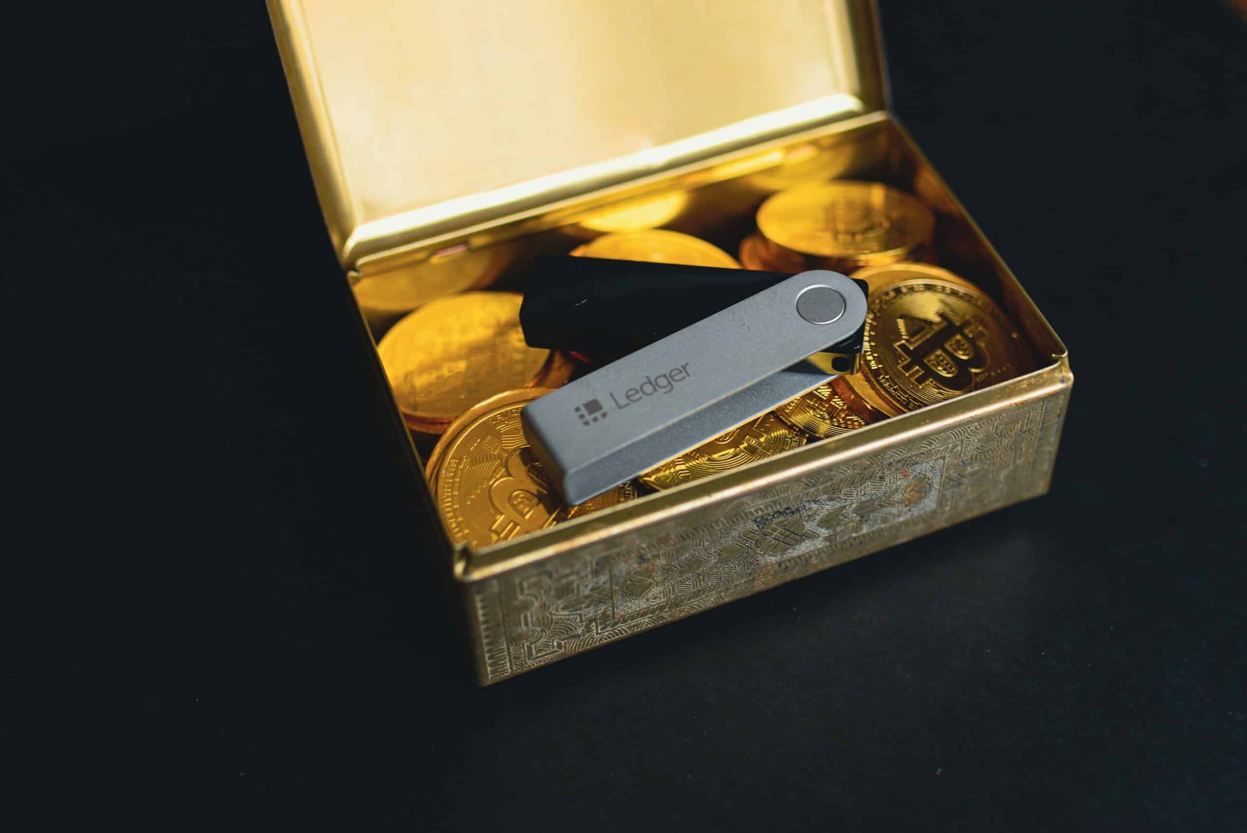 regularguy-eth-Grk4L0ZJeAU-unsplash - Tokenhell