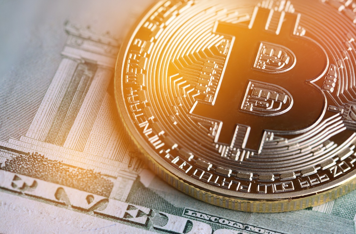 shutterstock_1125043328-scaled-1 - Tokenhell