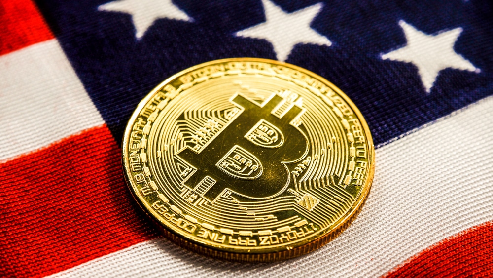 CryptoCurrencyBitcoinBtcGoldenBitCoinAgainstFlagOf - Tokenhell United States of Bitcoin? Here Are the States Considering BTC Strategic Reserves