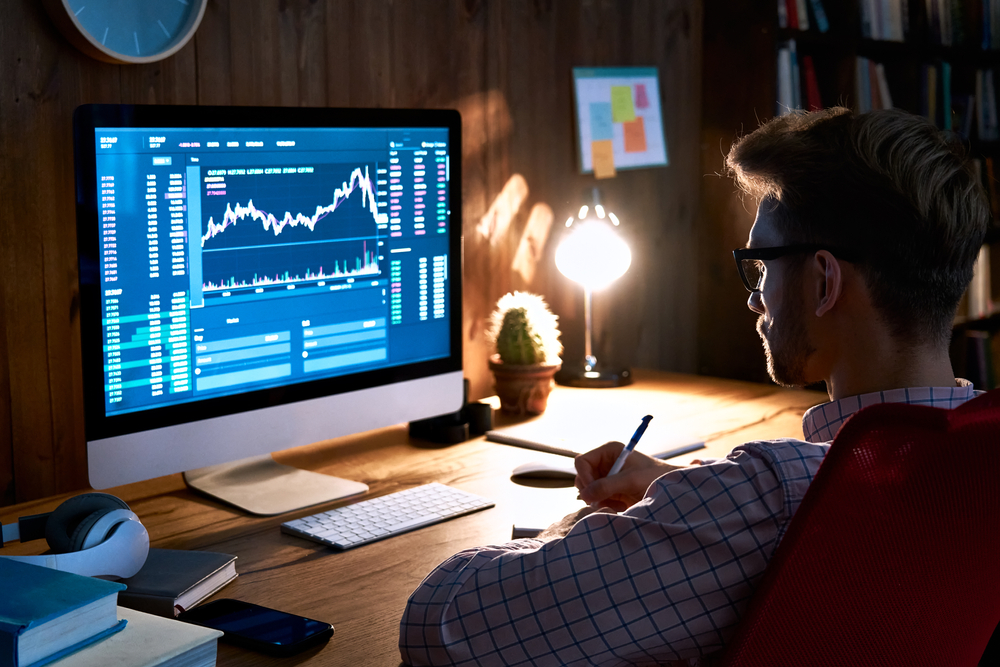 Business,Man,Stock,Exchange,Trader,Broker,Looking,At,Pc,Computer - Tokenhell