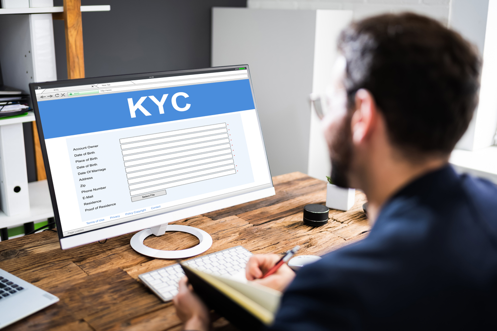 Kyc.,Know,Your,Customer.,Personal,Identification,And,Trust - Tokenhell Virtual Payout Security