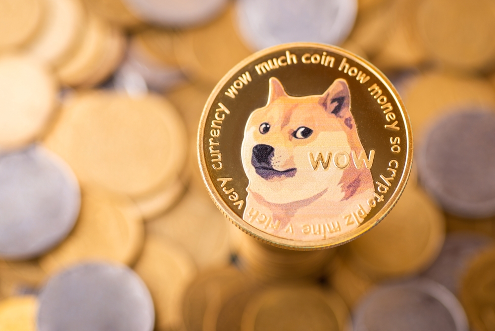 The,Golden,Dogecoin,With,Background,Of,Regular,Coins.,Dogecoin,Cryptocurrency - Tokenhell