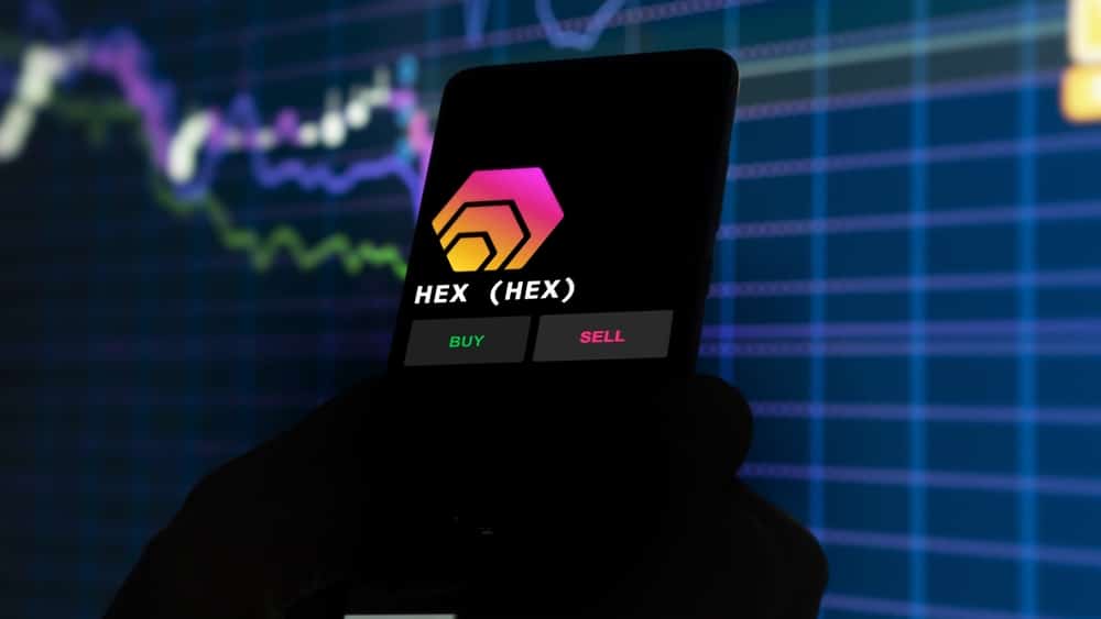 November15th2022LondonUkAnInvestorsAnalyzingTheHex - Tokenhell