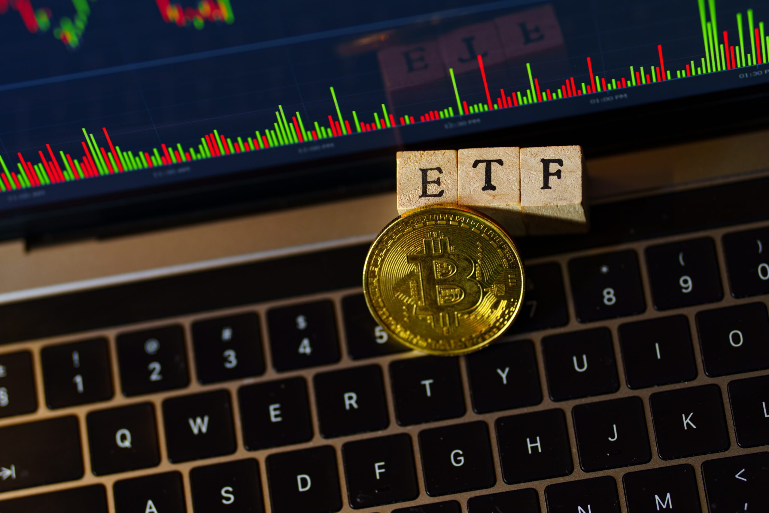 How the 2024 U.S. Election May Shape the Spot Bitcoin ETF Landscape - Tokenhell How the 2024 U.S. Election May Shape the Spot Bitcoin ETF Landscape