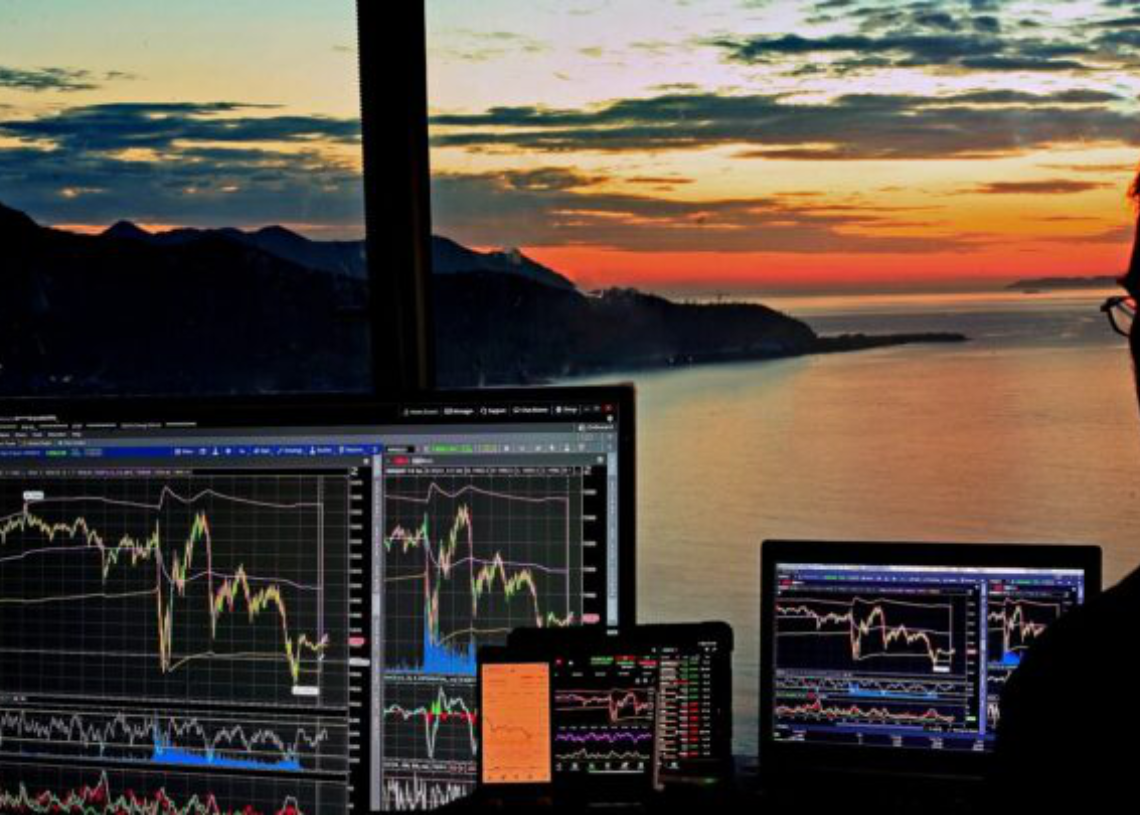 stock-trading-6525084_1920-780x405 (1) (1) - Tokenhell